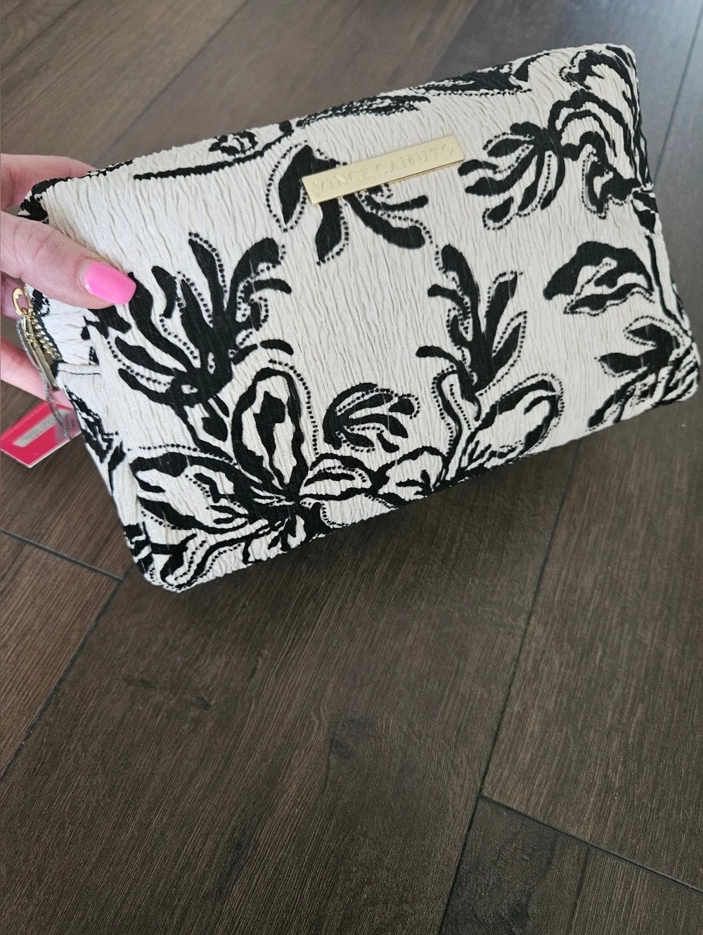 NWT Vince Camuto Black & Cream Floral Cosmetic Bag